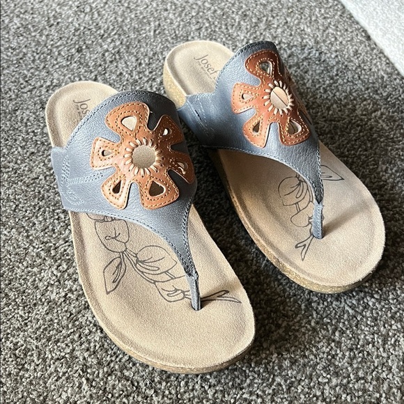 Josef Seibel Shoes - NWOT Josef Seibel Natalya Leather Thong Sandal - 41